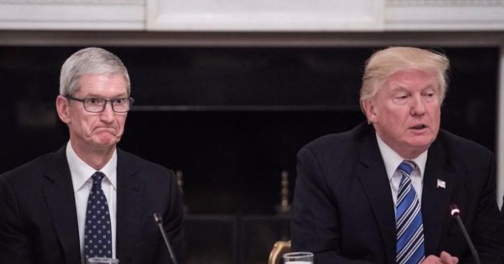 تقول Apple إن تعريفة استيراد ترامب ستزيد من تكاليفها بمقدار 900 مليون دولار هذا الربع